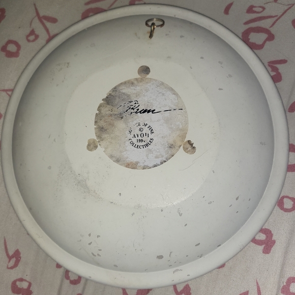 Vintage Avon collectable plate - Picture 2 of 2